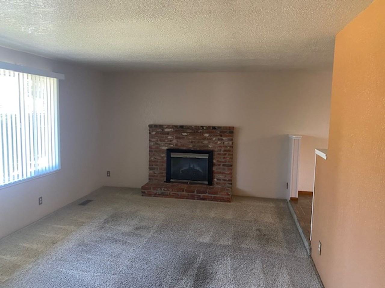 680 Malabar St - Photo 7 of 21