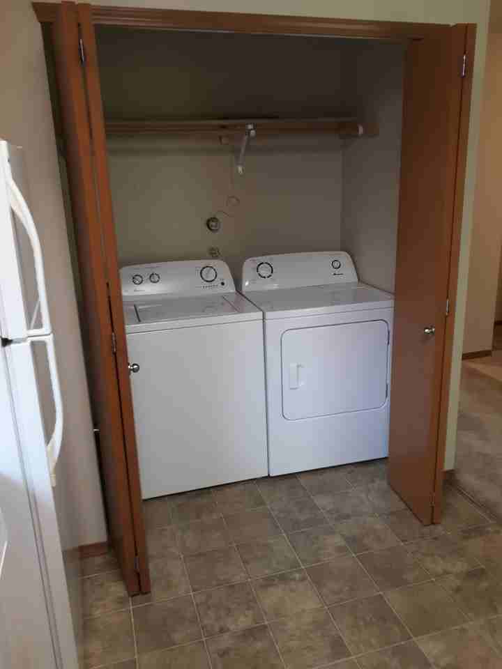 730 South Vassault Street - Photo 2 of 12