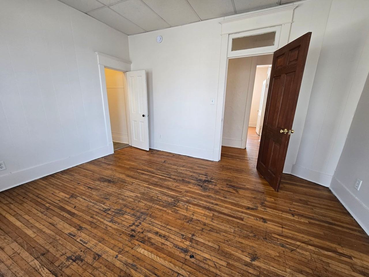 1007 North Mason Street - Photo 4 of 14