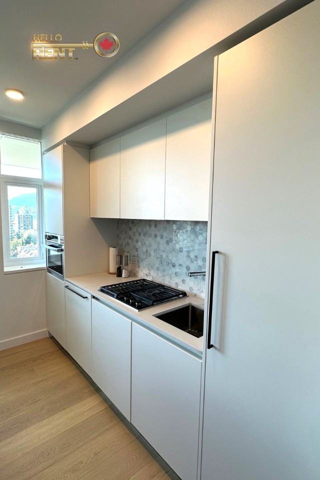 1180 Broughton Street #1003 - Photo 7 of 24