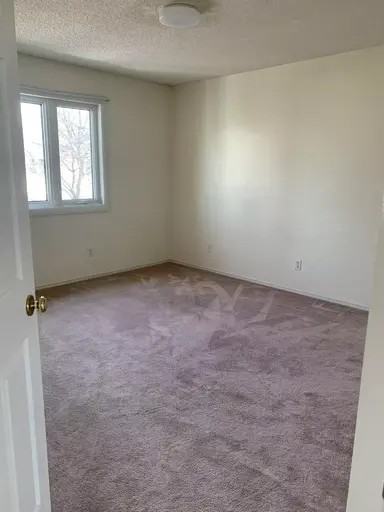 7507 188 St Nw - Photo 2 of 20