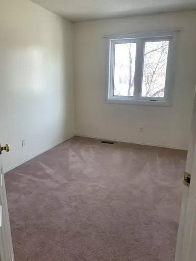 7507 188 St Nw - Photo 3 of 20