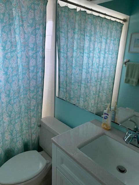 1099 Country Club Dr - Photo 5 of 13