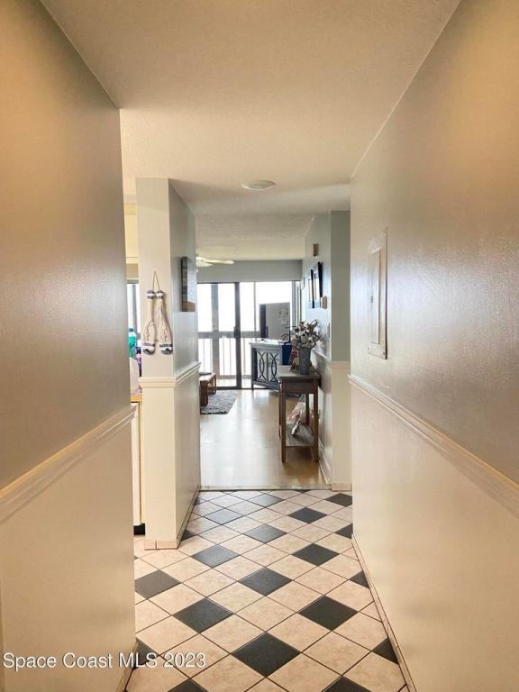 2467 S Washington Ave - Photo 2 of 13
