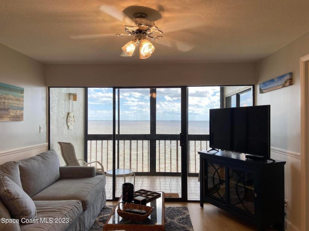 2467 S Washington Ave - Photo 6 of 13