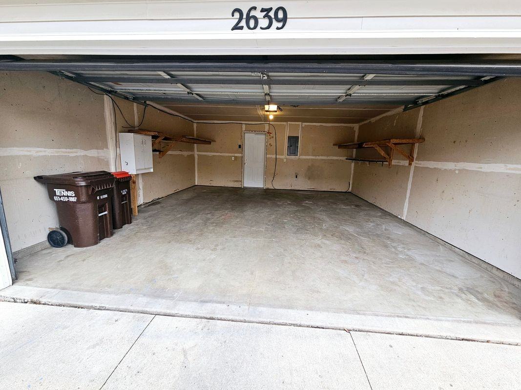 2639 Yellowstone Dr - Photo 3 of 21