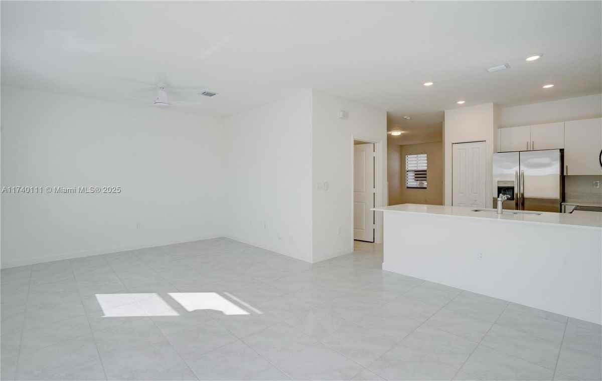 23505 Sw 129th Path ##1 - Photo 3 of 16