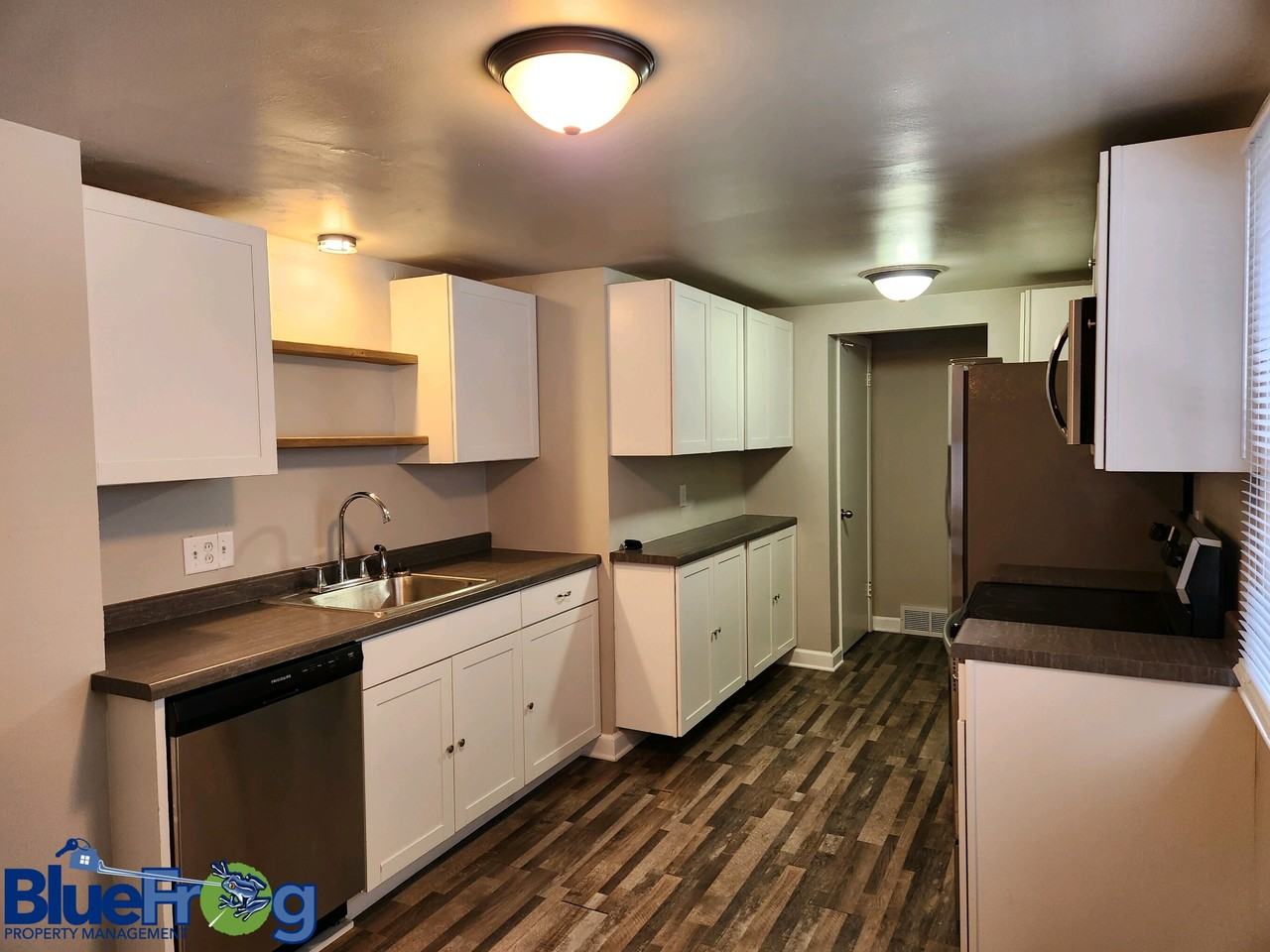 1387 1383/1 Thomas St - Photo 2 of 7