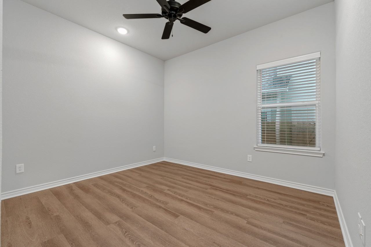 3165 Tarleton Ct - Photo 2 of 21