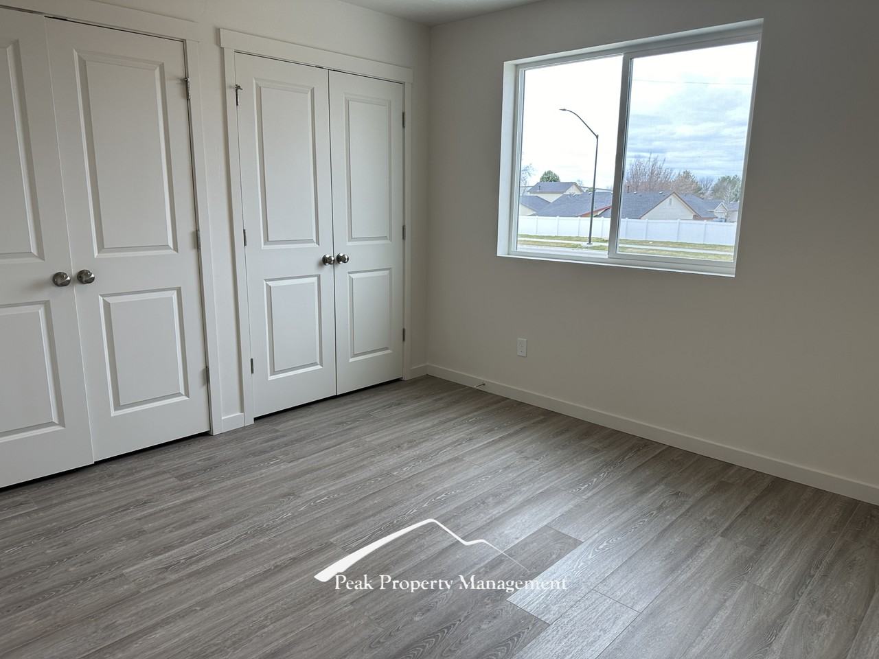 16550 N Franklin Blvd #16550 - Photo 3 of 19