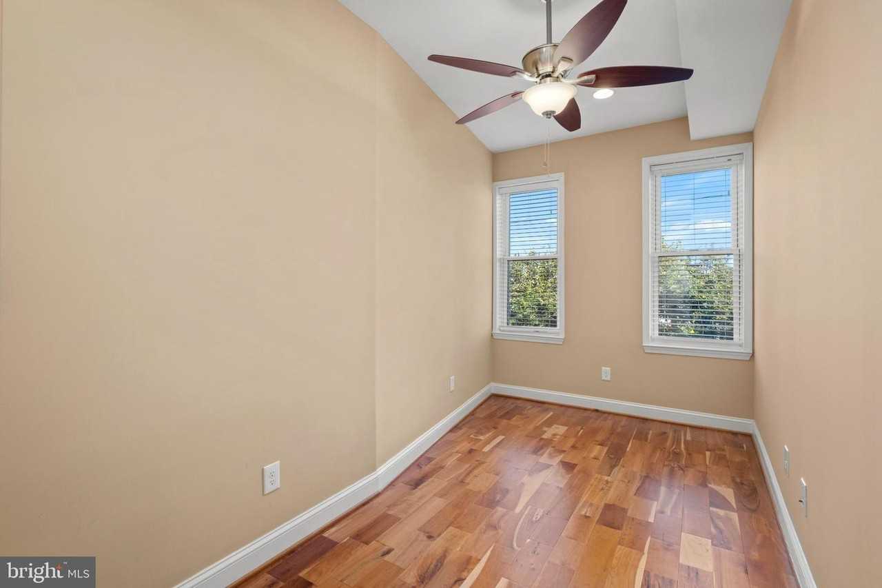 3712 Roland Ave #1 - Photo 3 of 21