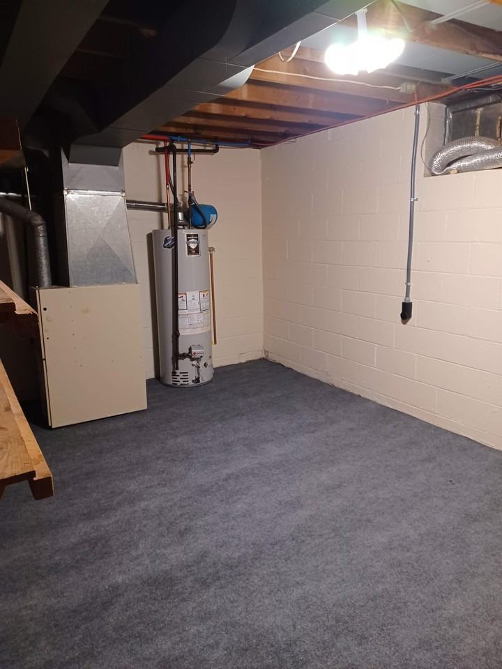 220 E Whitlock Ave #1 - Photo 5 of 15