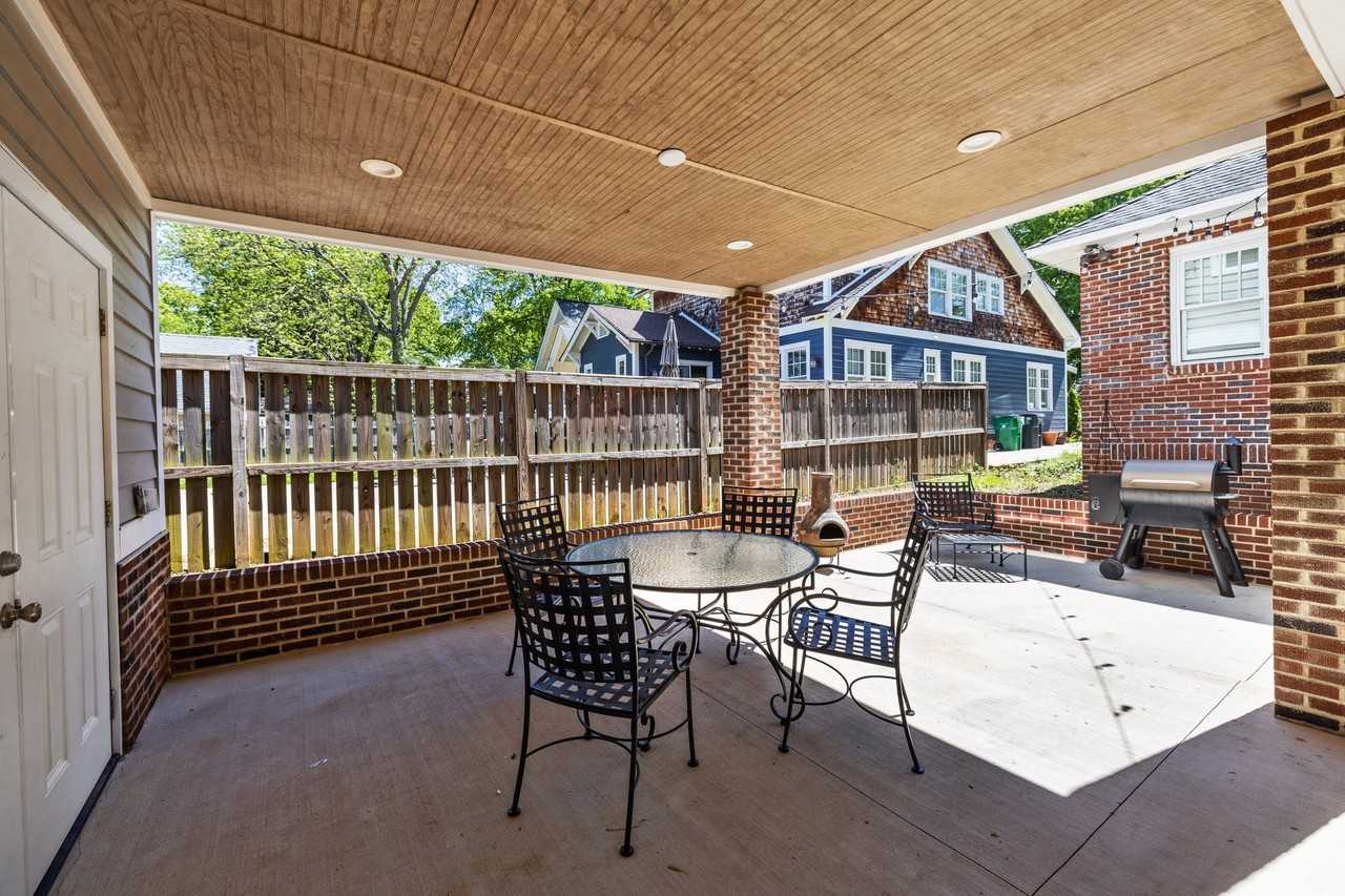 724 Walnut Ave #1 - Photo 3 of 28