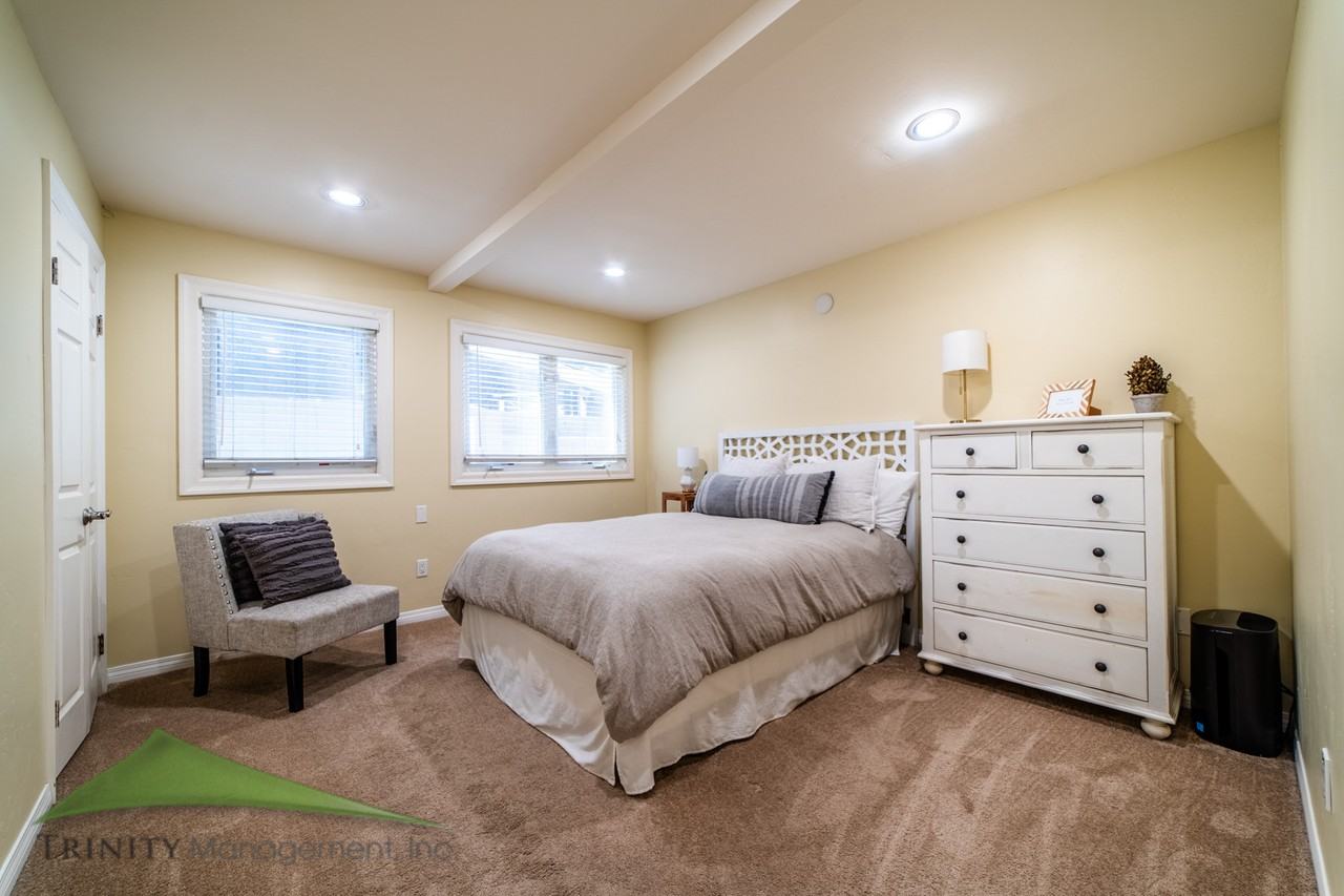 13785 Nogales Dr - Photo 7 of 20