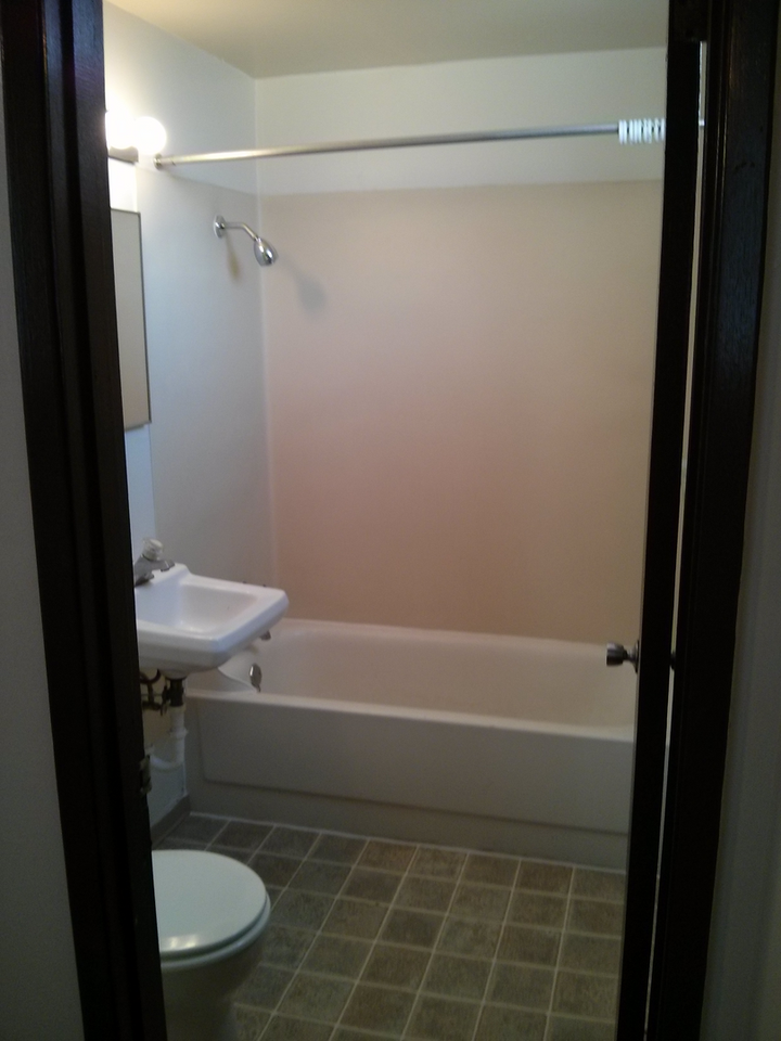 Dolphin Apartments - Photo 7 of 17