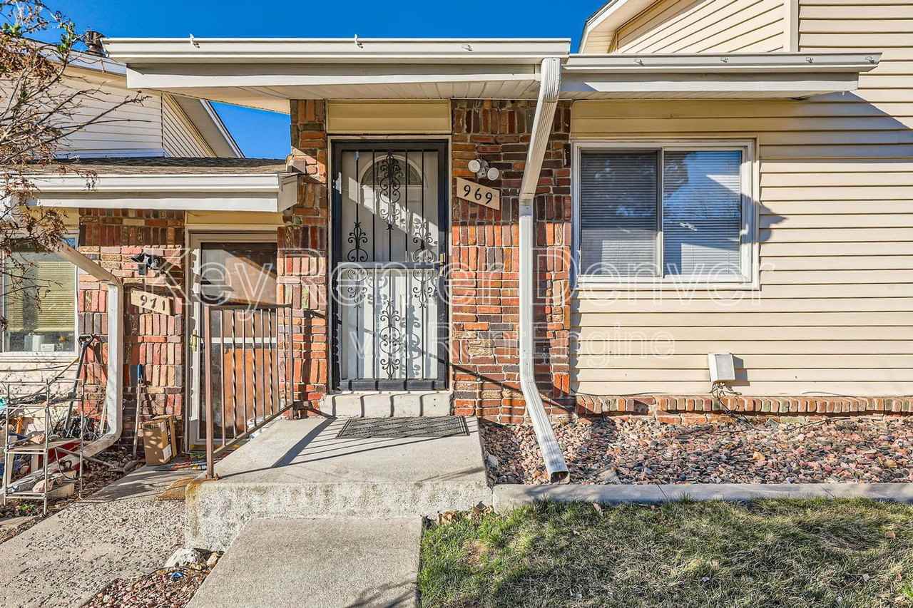 969 S Miller Way - Photo 3 of 11