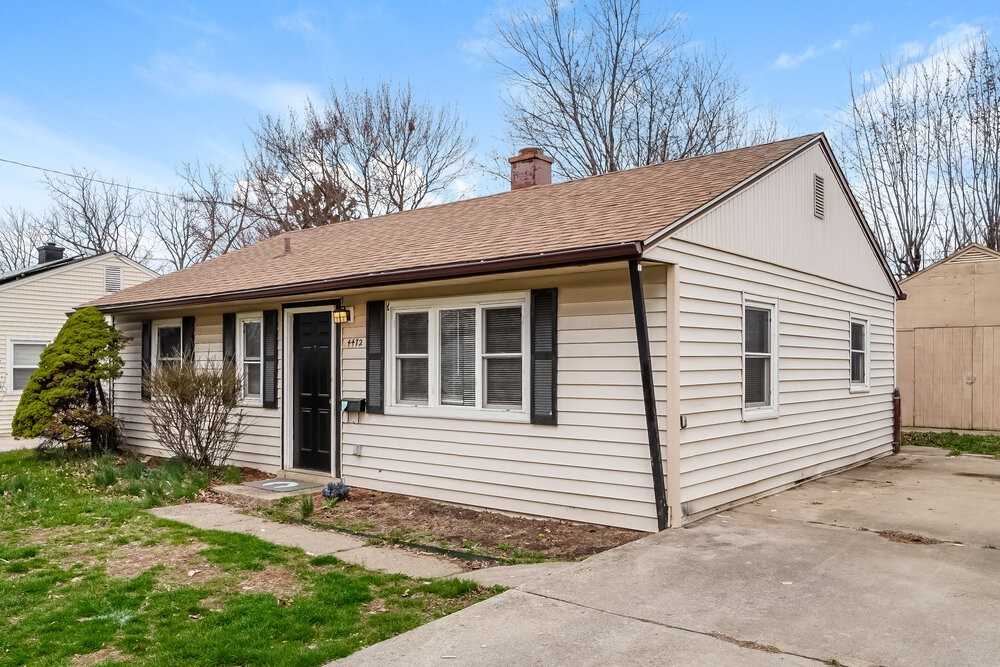 4472 Saint Ann Ln - Photo 3 of 16