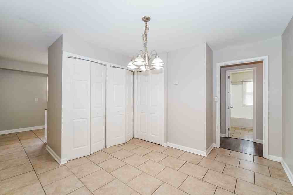 4472 Saint Ann Ln - Photo 6 of 16