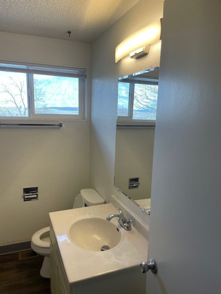 Ridgegate Apartments - Photo 6 of 10