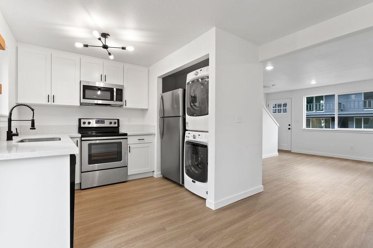 Powell Place - Photo 7 of 13