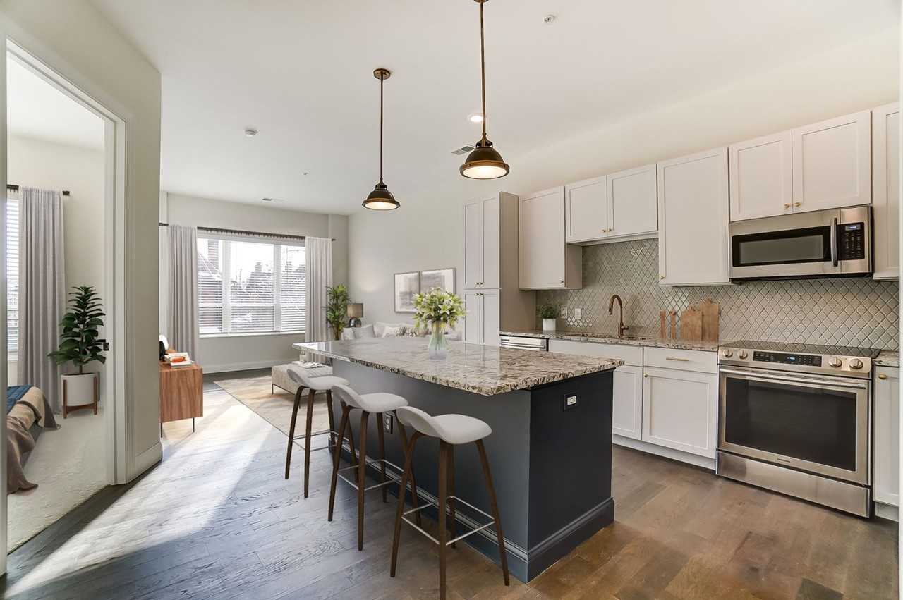 Luxury Living in the Short North! - Photo 2 of 50