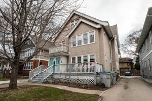 featured image of 3366 North Downer Avenue