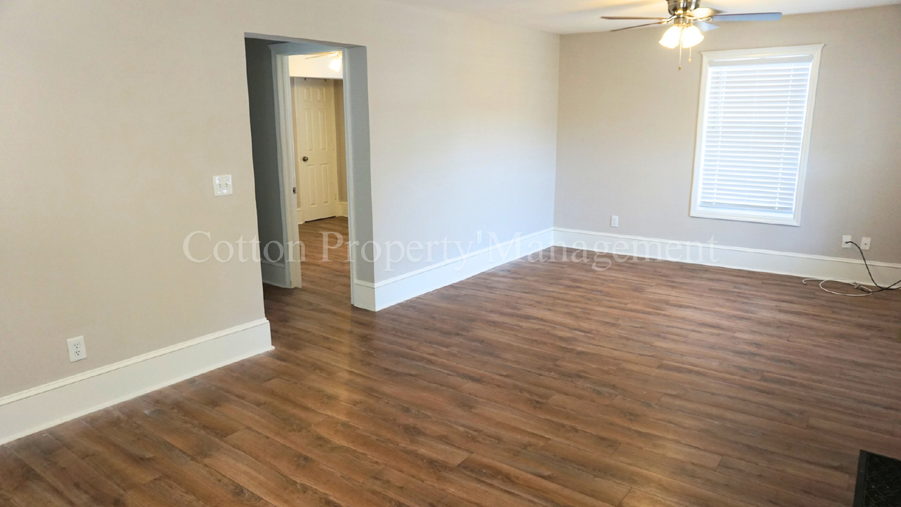 605 Harnett St - Photo 5 of 18