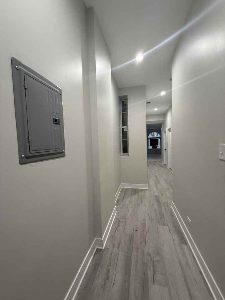 2933 W Lexington St #1 - Photo 7 of 7