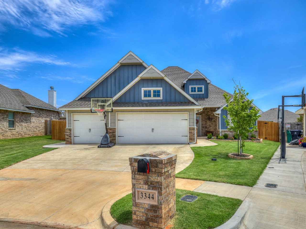 3344 Nw 187th Ter - Photo 5 of 50