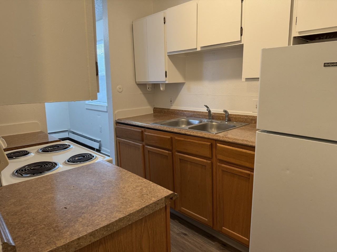 1230 Winona Ct #5 - Photo 4 of 14