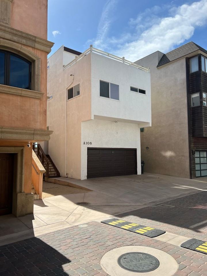 108A Surfside Ave - Photo 2 of 34