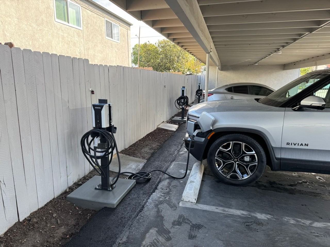 Batavia Gardens - Photo 4 of 4