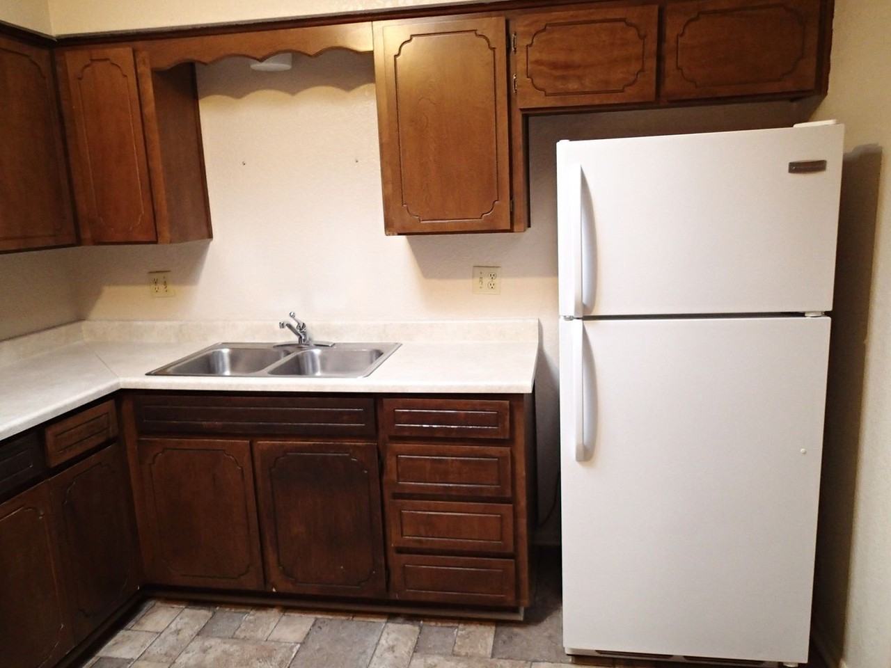 4426 Buena Loma Way - Photo 4 of 14