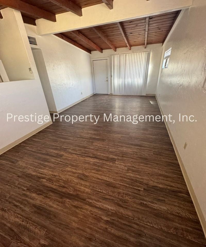 2834 N Richey Blvd - Photo 4 of 20