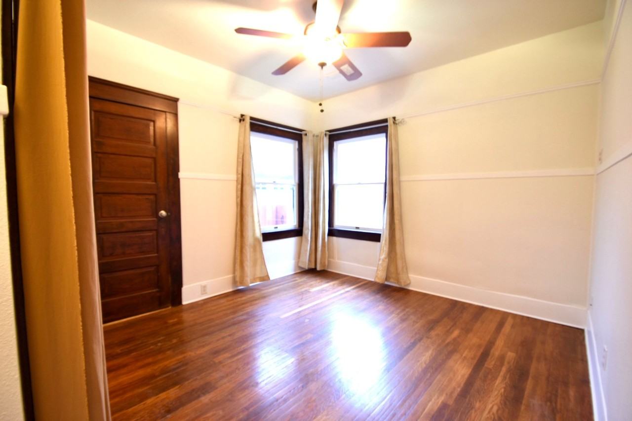 4857 Kansas St (Front House) - Photo 6 of 10