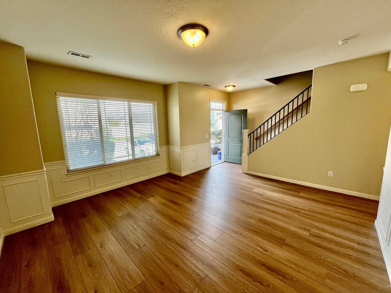 1515 W 740 S - Photo 3 of 11