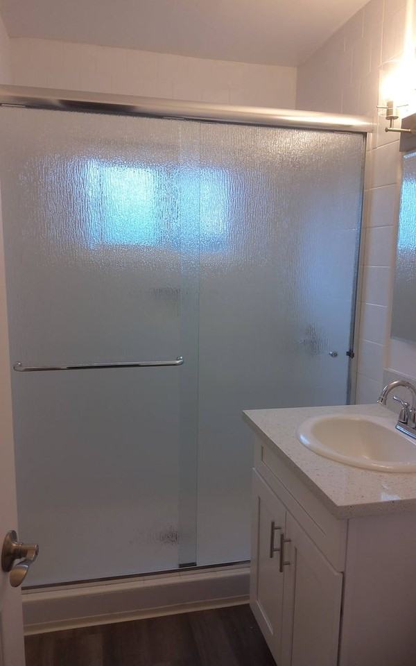 Marquis Apartments - Photo 7 of 11