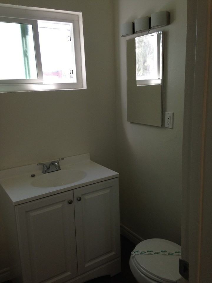 Marquis Apartments - Photo 2 of 23