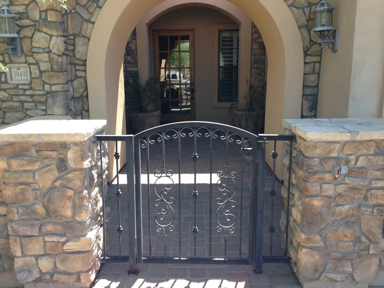 3949 N Arboles Cir - Photo 2 of 35