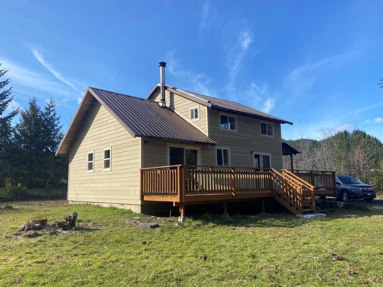 1422 Old State Rd - Photo 2 of 4