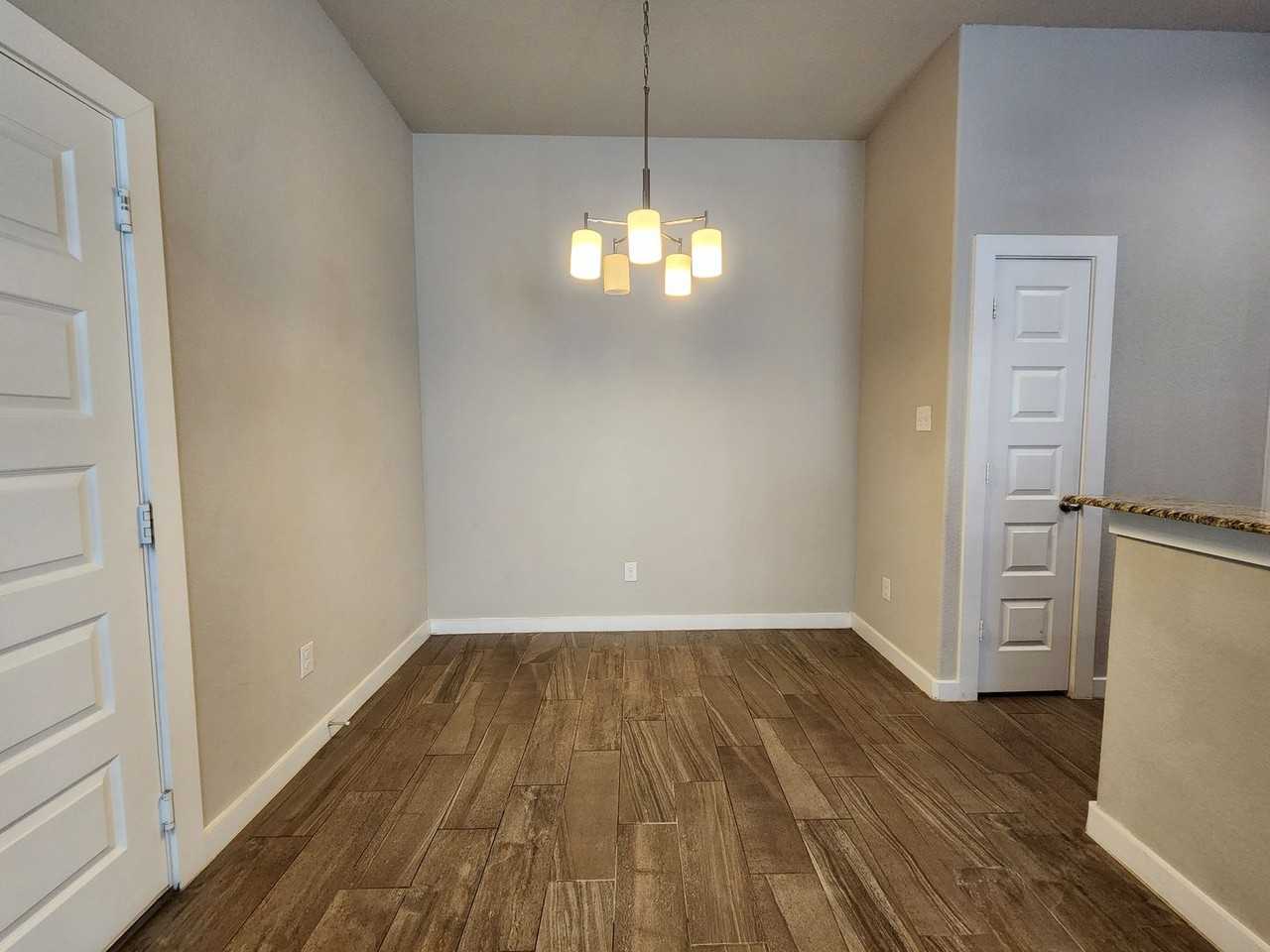 367 Creekside Curv - Photo 7 of 28