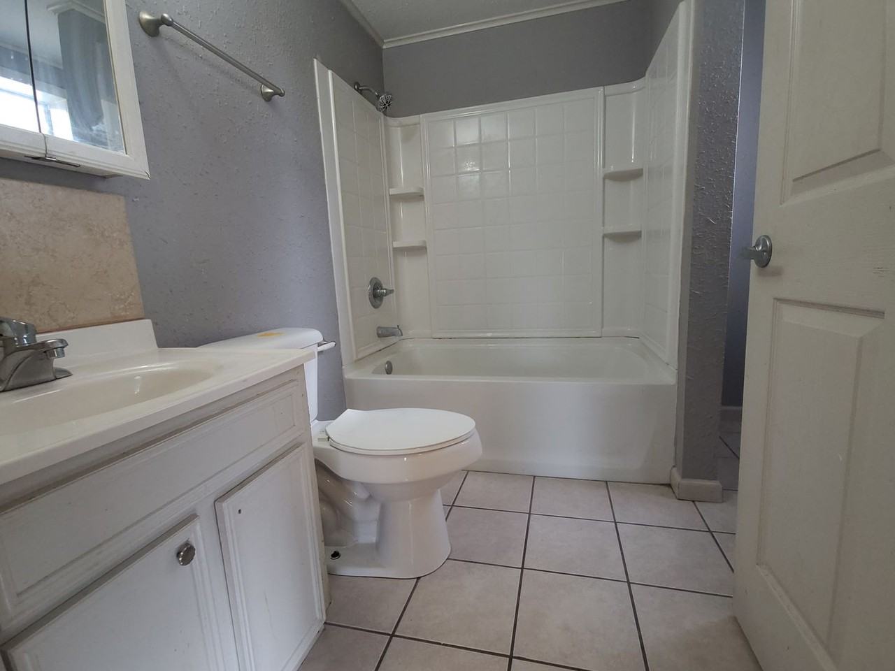 2900 6th St - Photo 7 of 7
