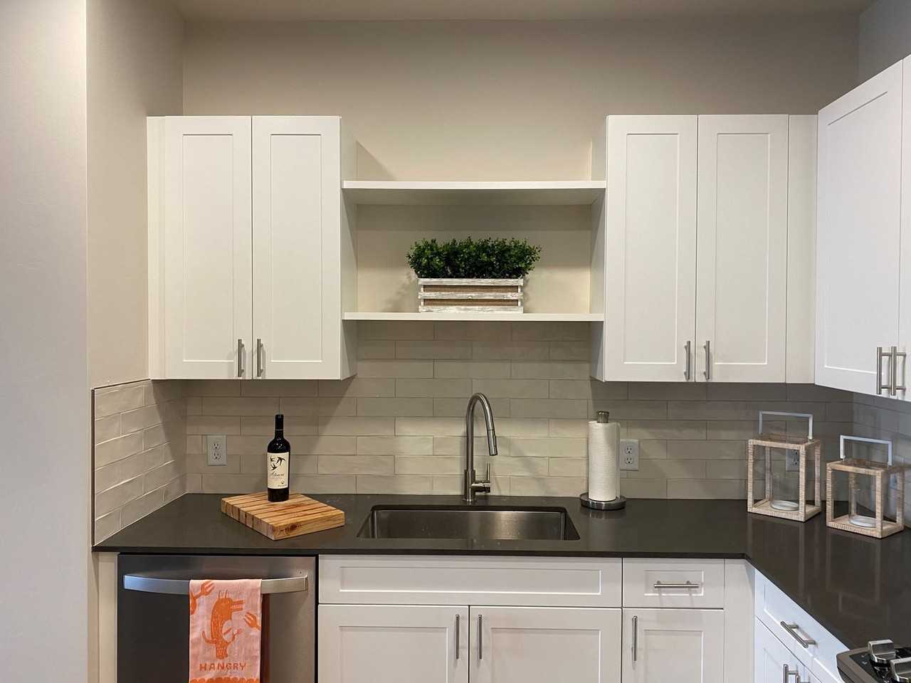 2222C Willow Dr - Photo 2 of 9