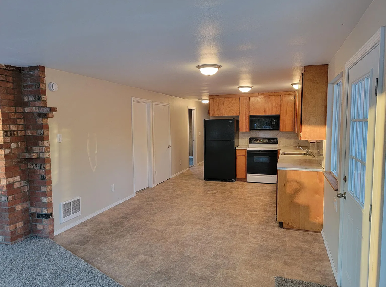 16725 State Route 530 Ne - Photo 3 of 27