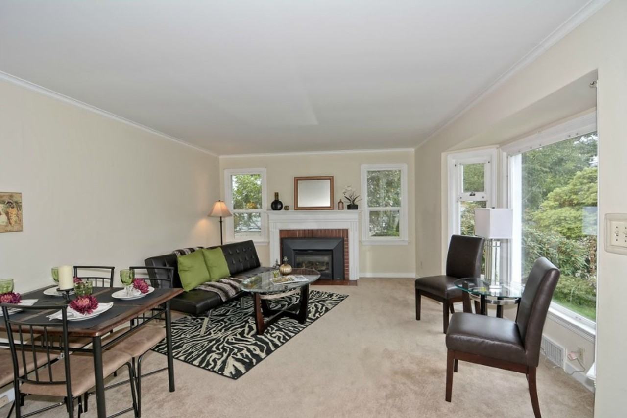 2717 Ne 90th St - Photo 2 of 28