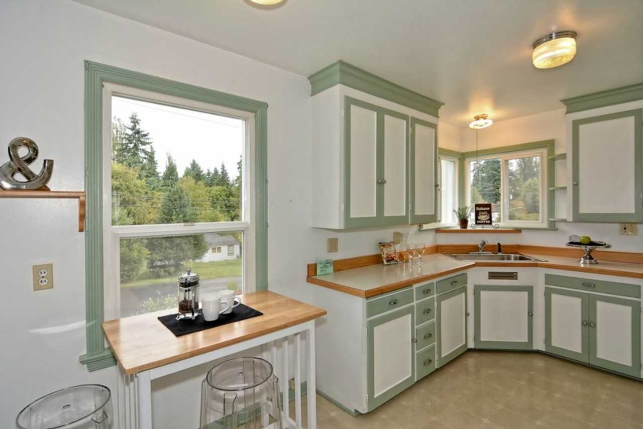 2717 Ne 90th St - Photo 5 of 28