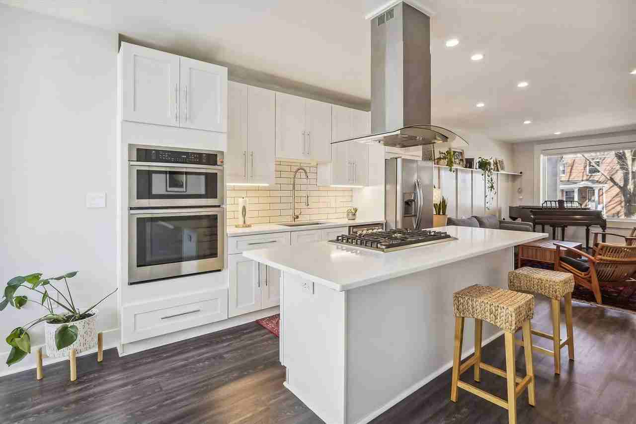 416 Longfellow St Nw - Photo 7 of 35