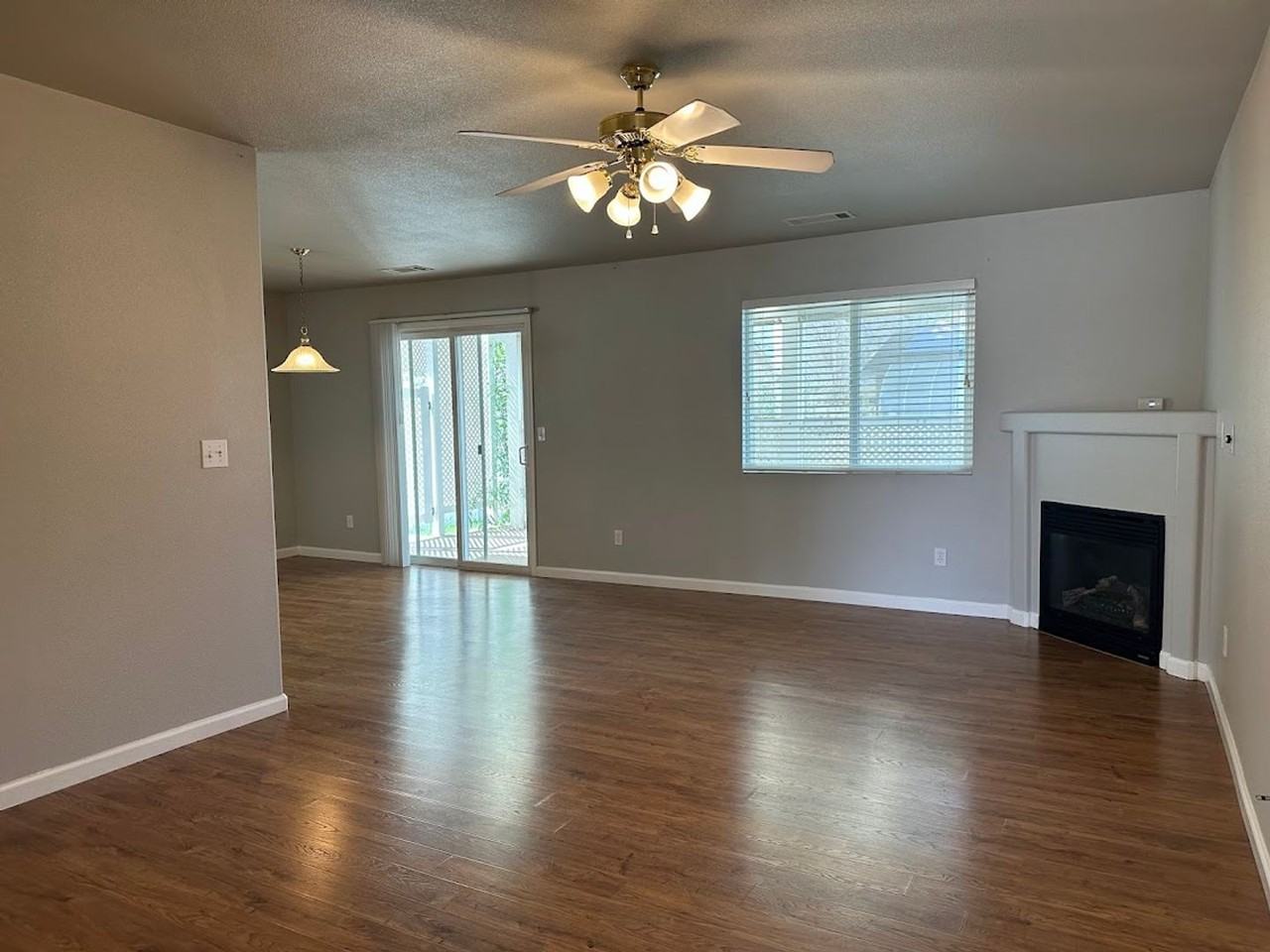 3536 Barkwood Dr - Photo 2 of 23