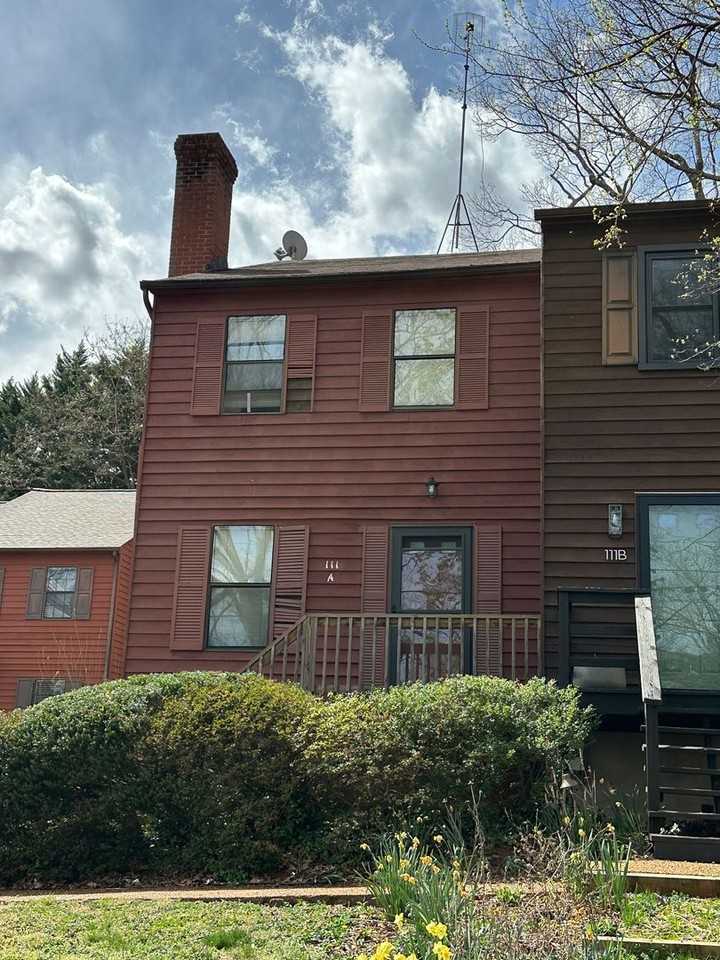 111A Hammond St - Photo 2 of 18