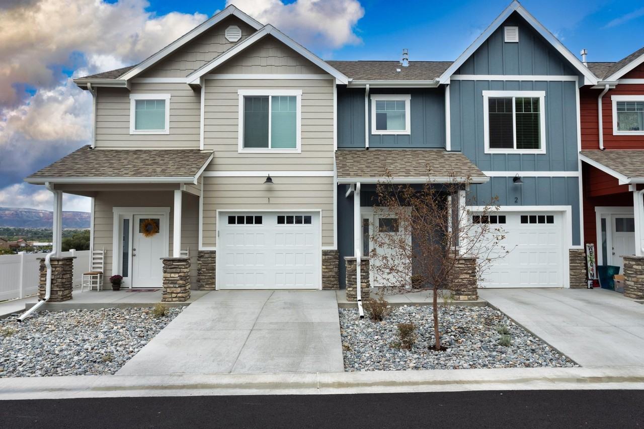 450 W Kennedy Ave #2 - Photo 2 of 19